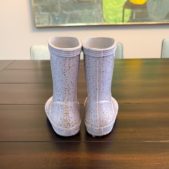 Hunter Kids Glitter Rain Boots - White and Gold - Picture 3 of 4